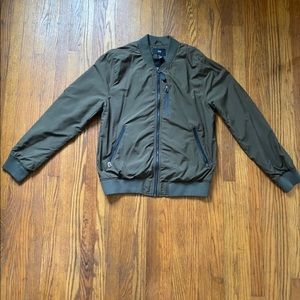 Bomber jacket olive green